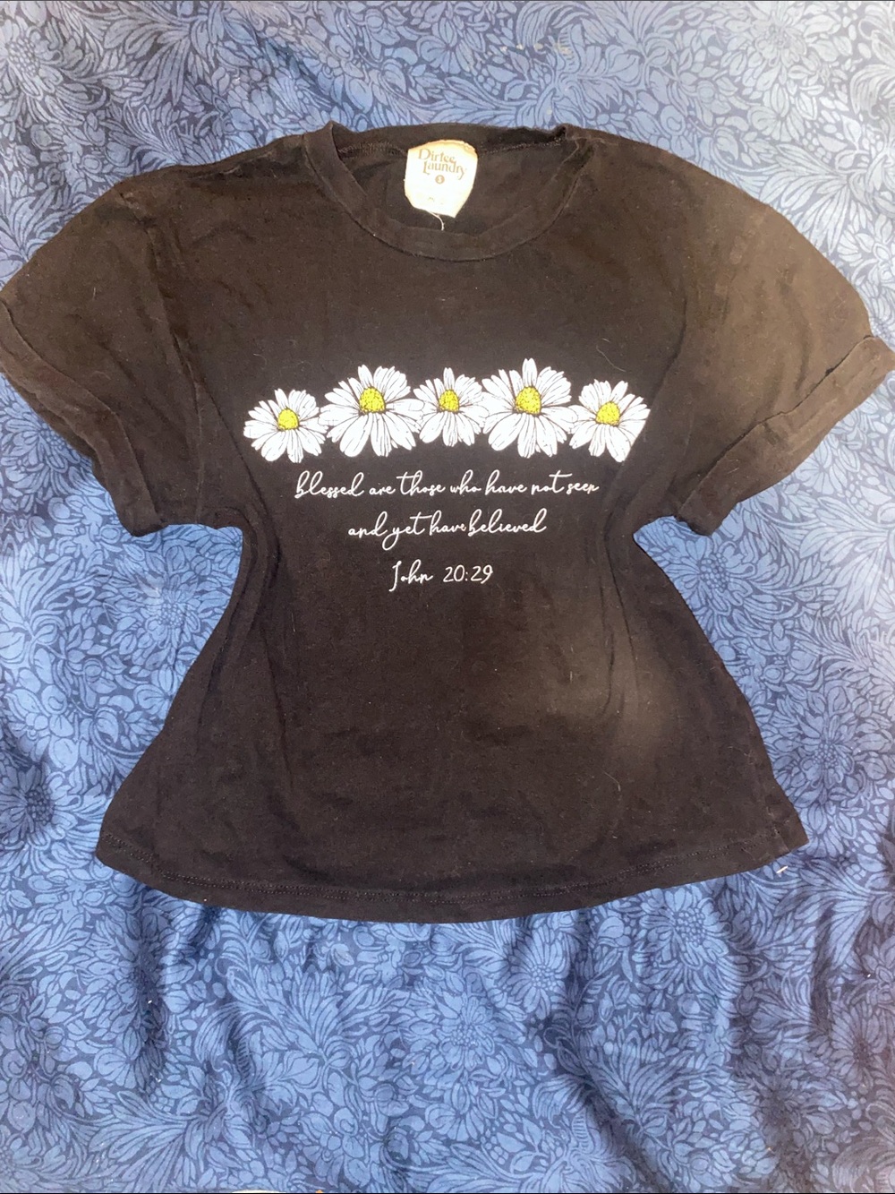 Black Daisy Scripture Graphic Tee - Short Sleeve